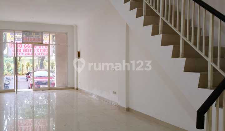 ruko green lake hadap jalan, 4.5x22, jalan aktif, area resto ruko green lake hadap jalan, 4.5x22, jalan aktif, area resto