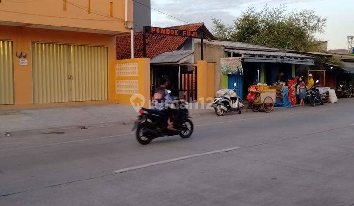 Disewakan Ruko 2,5 lantai Pekayon pinggir jalan utama super strategis  9