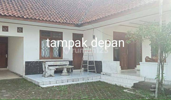 Rumah curug bogor semi villa dengan tanah luas  1