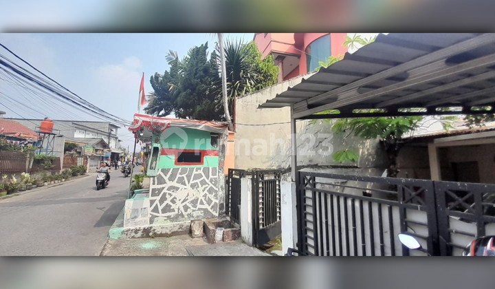 Dijual Tanah Bonus Rumah Lokasi Strategis di Beji Depok