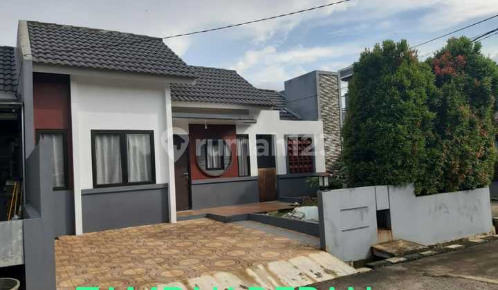 Hook House in Cluster Land Area 120 Ready to Occupy in Harvest City, Bekasi
