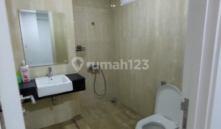 Disewakan Condovila Mewah The Primrose Summarecon Bekasi - 4+1 Kt, Lantai 1 2