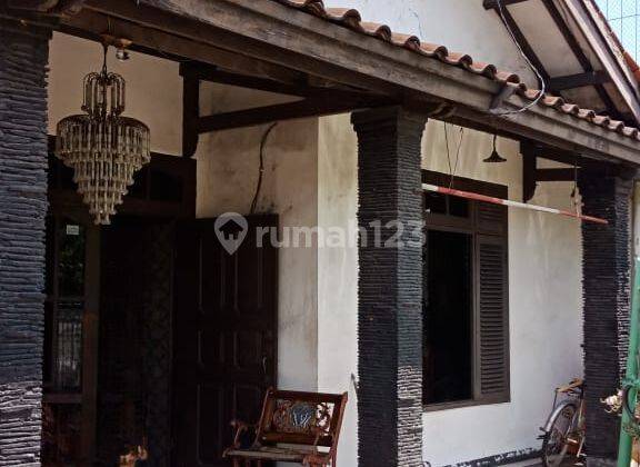 Dijual Rumah Kayu Manis Jakarta Timur 1