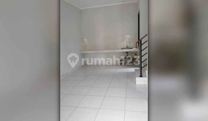 Dijual/sewakan Rumah di Cluster Burgundy Summarecon Bekasi, Bekasi utara 2