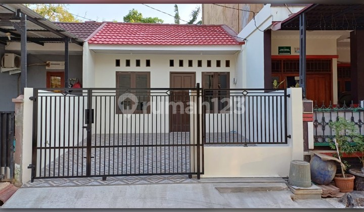 Dijual Rumah Cantik di Perum Mutiara Gading Timur 1