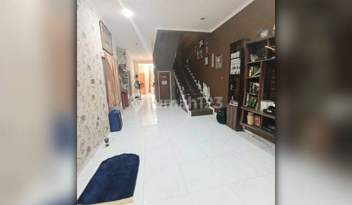 Dijual disewakan Rumah 2Lt di Billymoon, Pondok Kelapa, Jakarta Timur 2