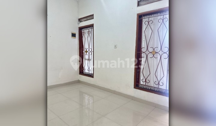 Rumah Cantik 2 Kamar di Duta Kranji - BONUS AC + Tempat Tidur! 2