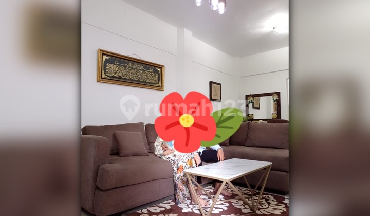 For Sale: Comfortable House in a Strategic Location in South Bekasi 2