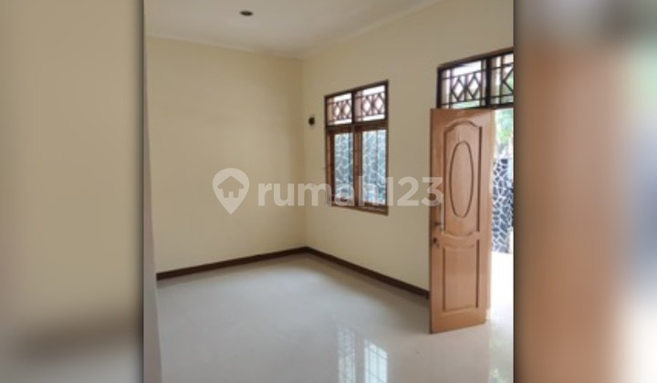 Dijual Rumah Siap Huni di Villa Nusa Indah Jatiasih Bekasi 2