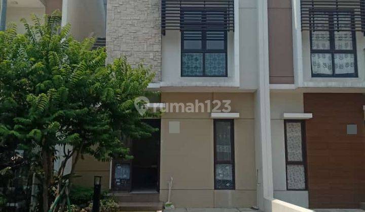 Rumah Modern di Cluster Burgundy Summarecon Bekasi 1