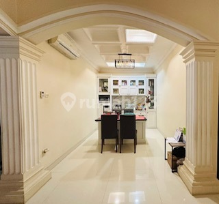 Rumah Luas Acacia Summarecon Bekasi - LB 200, Semi Furnish 2