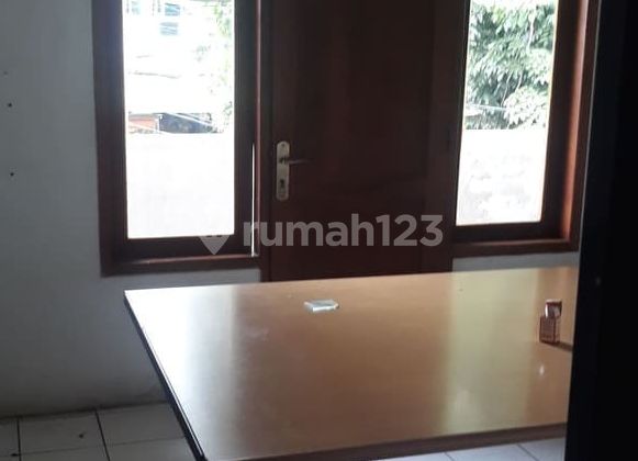 Disewakan Ruko 2,5 Lantai Strategis di Pondok Kelapa, Jaktim 2