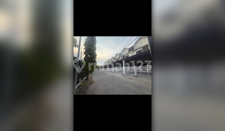 Rumah Scandinavian 2 Lantai di Pusat Kota Bekasi - Siap Huni, Harga Promo!