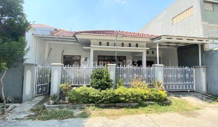 Disewakan Rumah Rapih Semi Furnished di Tytyan Kencana, Bekasi Utara 1