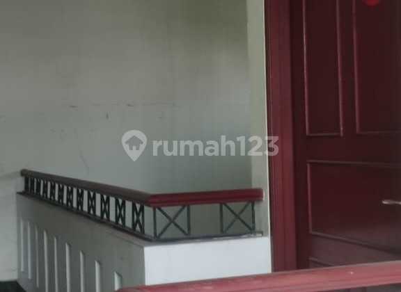 Dijual Rumah Siap Huni di Kemang Pratama, Bekasi 2
