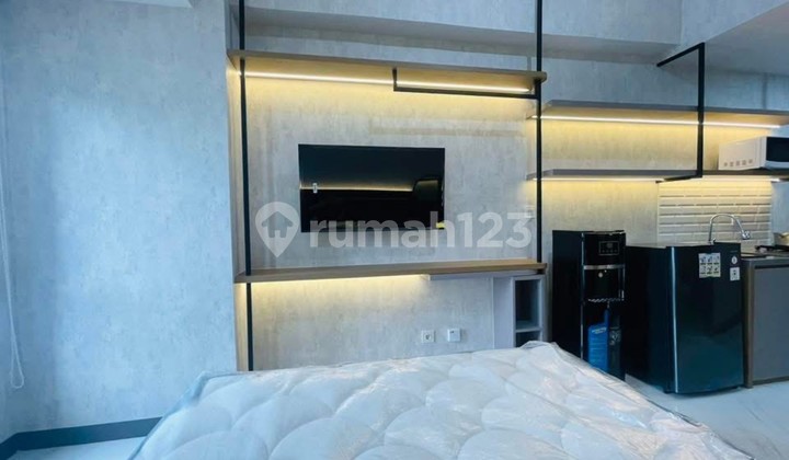 Studio Furnished Tower Amor LT 30 - Pakuwon City | Sewa 65 Juta + Deposit 10 Juta