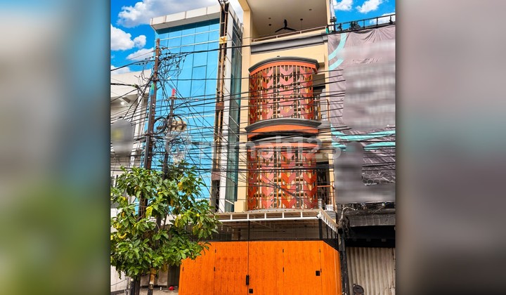 Rare! Kost Jalan Raya Tanjung Duren - Full Isi, Income 53,5 Jt/Bulan Rare! Kost Jalan Raya Tanjung Duren - Full Isi, Income 53,5 Jt/Bulan