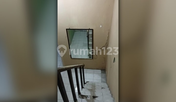 Dijual Cepat! Rumah Luas di Wisma Asri - 5 KT, Harga Terbaik 2