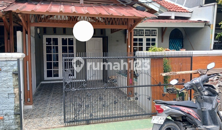 Jual Rumah luas 105 m2 Tytyan Kencana samping Summarecon Bekasi Jual Rumah luas 105 m2 Tytyan Kencana samping Summarecon Bekasi