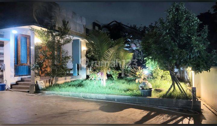 Rumah Mewah 2 Lantai Bergaya Modern Halaman Luas di Titian Indah Bekasi 2