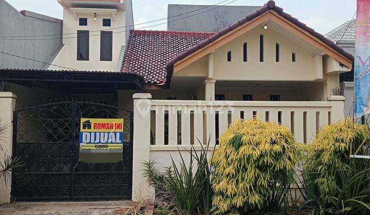 Dijual Rumah Rapih 1,5 Lantai di Villa Indah Permai Bekasi 1