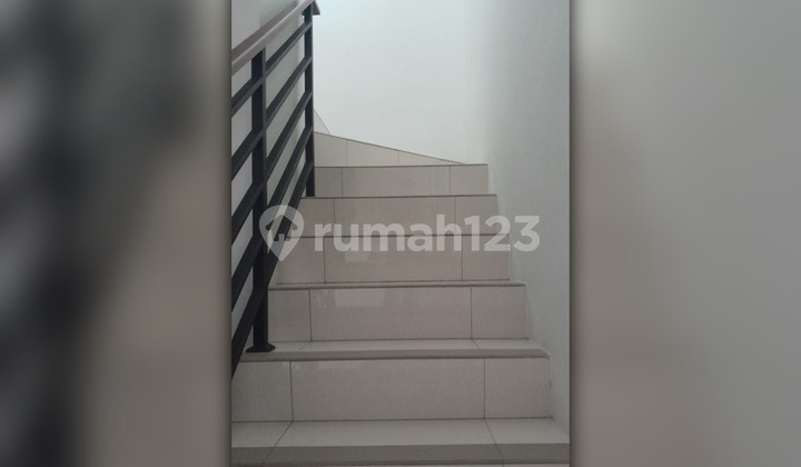 Hunian Premium Mulberry - Summarecon Bekasi | 3+1 KT | Lt/Lb 117 | 2,6M 2