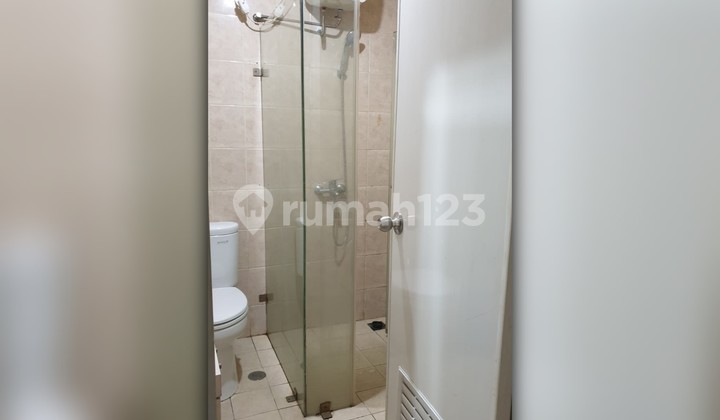 For Sale Fully Furnished Unit Apartment Cosmo Terrace Central Jakarta 2