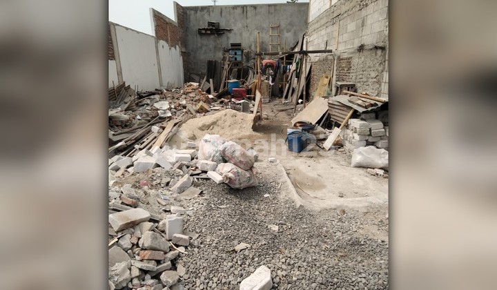 Land for Sale in Strategic Location, Beside Main Road in Cikupa, Tangerang Regency