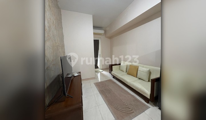 For Rent Springlake Summarecon Bekasi Apartment 2BR - Fully Furnished, Pool View 2