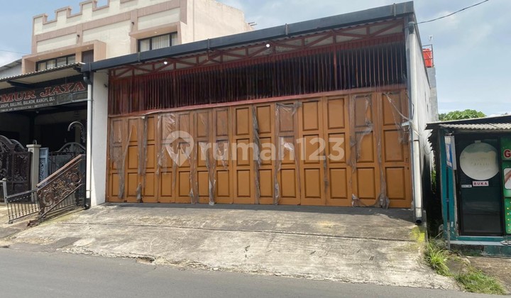 Former Car Showroom in East Bekasi - Strategic Location Near Toll Road & LRT, Freehold Title! 1