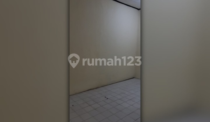 Dijual Rumah Posisi Hook di Perumnas 1 Bekasi Selatan 2