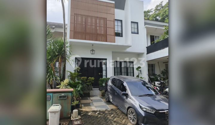Rumah Mewah 3 Lantai Neo Catalonia BSD - Full Furnished, Rooftop, 3,2M Nego! Rumah Mewah 3 Lantai Neo Catalonia BSD - Full Furnished, Rooftop, 3,2M Nego!