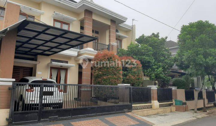 Dijual Rumah Luas Dan Nyaman di Kemang Pratama Bekasi 1