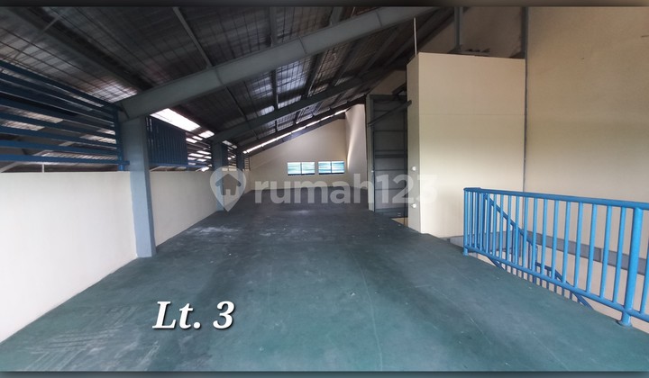Warehouse for Rent, 3 Floors with Cargo Lift in East Bekasi