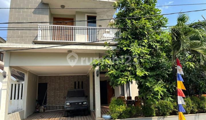 Rumah Mewah Harmoni Harapan Indah Carport 3 Mobil SHM