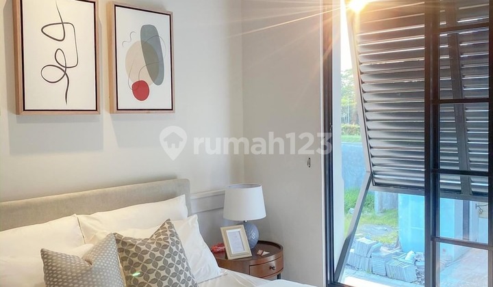 Rumah Baru 2 Lantai di Kota Surabaya