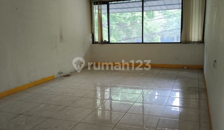 For Rent: Main Road Shop House 1.5 Floors, Elang Raya.