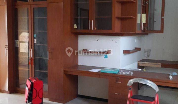 Disewakan Rumah 2 Lantai Mekar Wangi 2