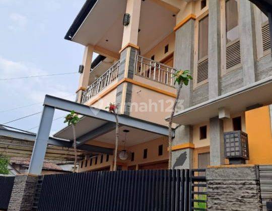 Rumah Bagus 2 Lantai Siap Huni 5 Kamar Tidur Cicadas Bdg  2