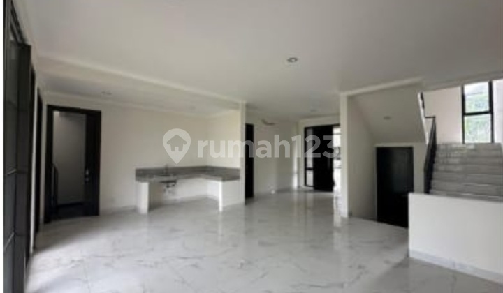 Dijual Rumah Premium Podomoro View Danau Dengan Fasilitas Mewah 2