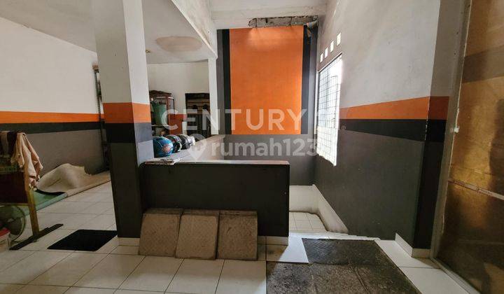 Rumah Tempat Usaha, Lokasi Sangat Strategis Di Jakarta Timur 2