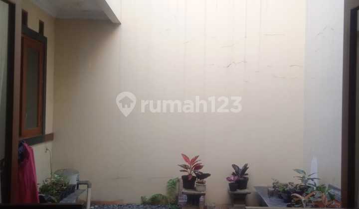 Nice House Ready to Live In Strategic Location in Bintara Cakung Bekasi 2