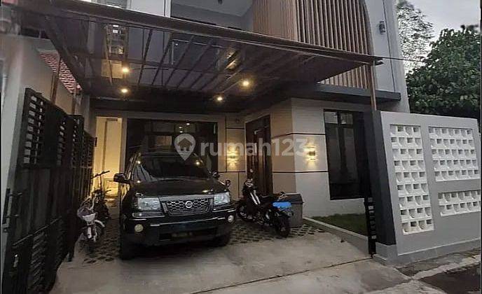 RUMAH TROPICAL MODERN 2 LANTAI DI UMBULHARJO PUSAT KOTA YOGYAKARTA 1