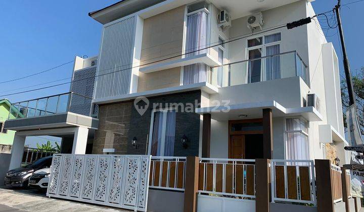 LUX HOUSE 2 LANTAI DI PURWOMARTANI SLEMAN DEKAT PAMELA 7 2