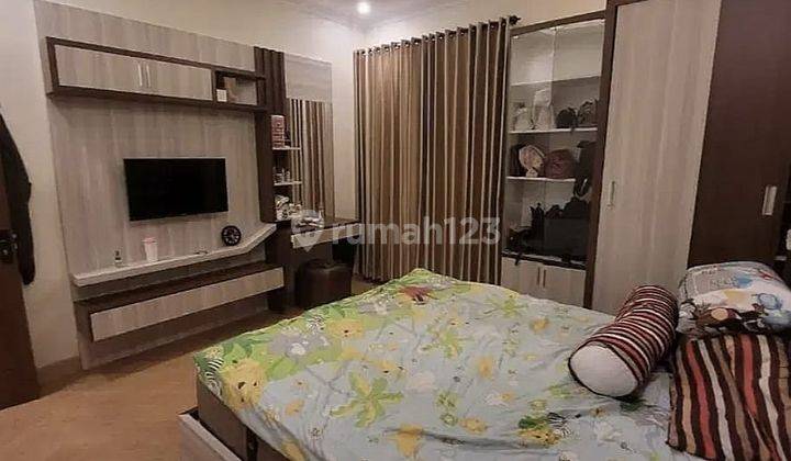 Rumah Modern Konsep Tropical 2 Lantai Dekat Kampus UAD Yogyakarta  5