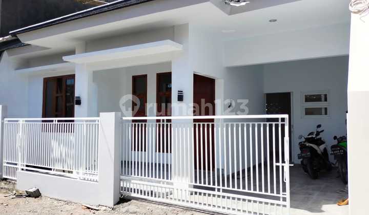 Rumah Baru Kualitas Istimewa Dekat SPBU Kadisoka Purwomartani Sleman Yogyakarta  1