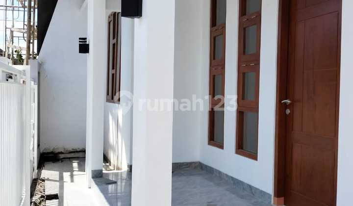 Rumah Baru Kualitas Istimewa Dekat SPBU Kadisoka Purwomartani Sleman Yogyakarta  4