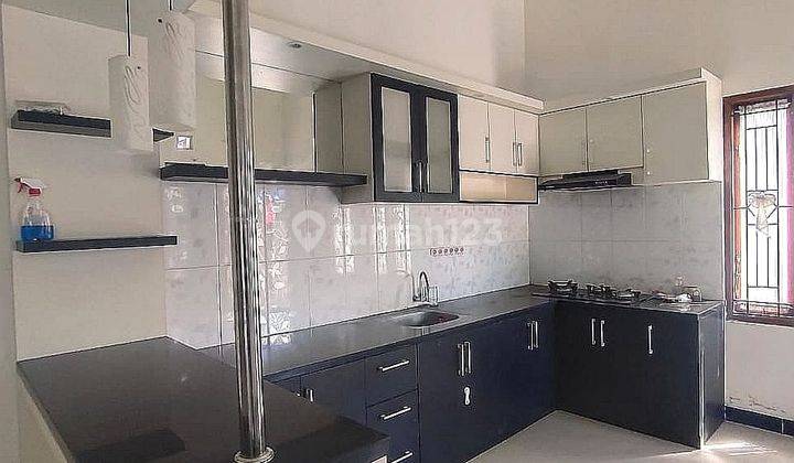 Rumah Bagus 2 Lantai Modern Minimalis Siap Huni Dekat Hyatt Hotel Yogyakarta  8