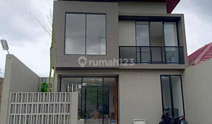 RUMAH CANTIK FULL FURNISH DI DEPOK MAGUWOHARJO SLEMAN DEKAT UPN 2