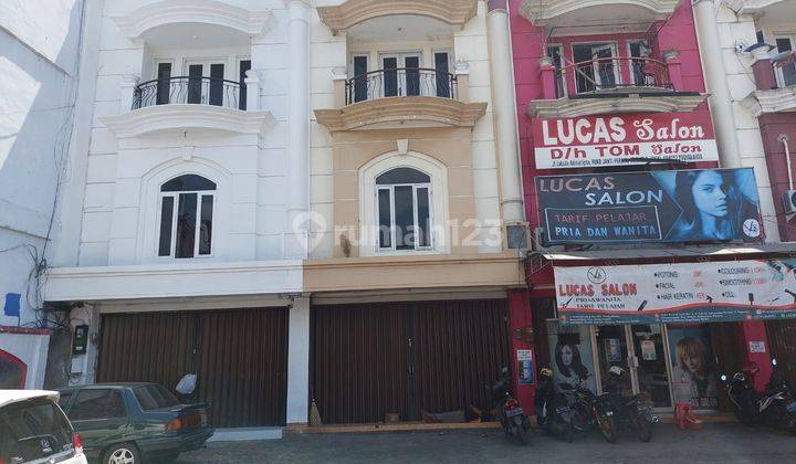 DIJUAL RUANG  USAHA LOK  STRATEGIS 1